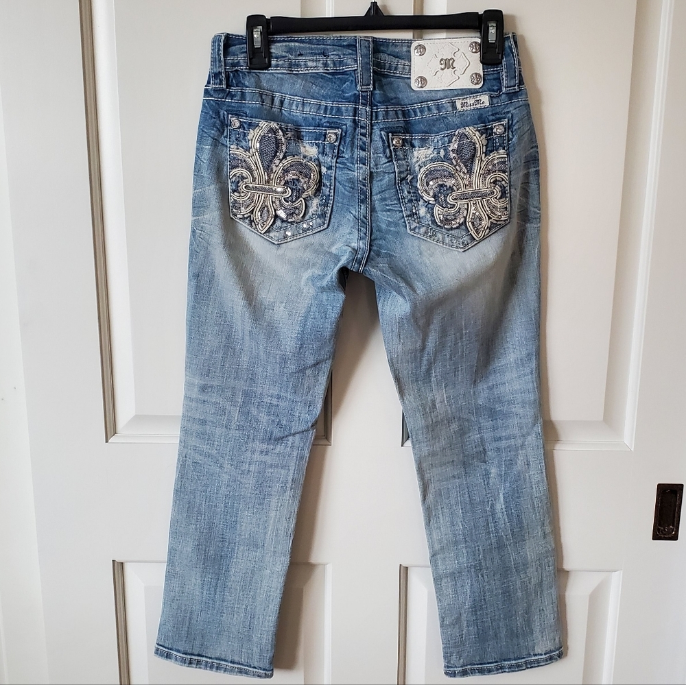 NEW! MISS ME Mid Rise Crop Capri Stretch Jeans 26